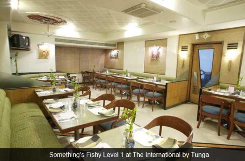 The International By Tunga Hotell Mumbai Exteriör bild